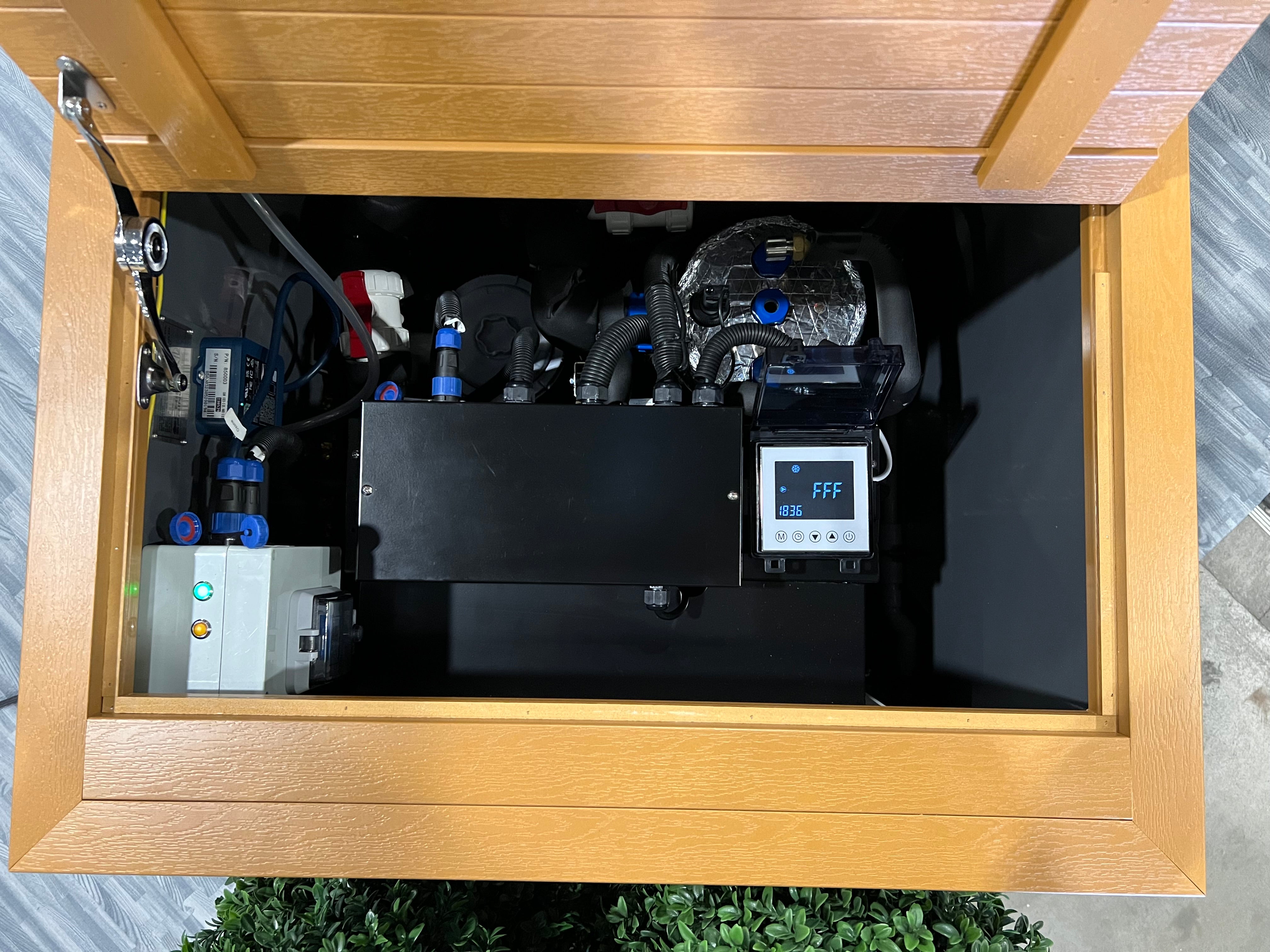 Chill Springs Teak Cold Plunge